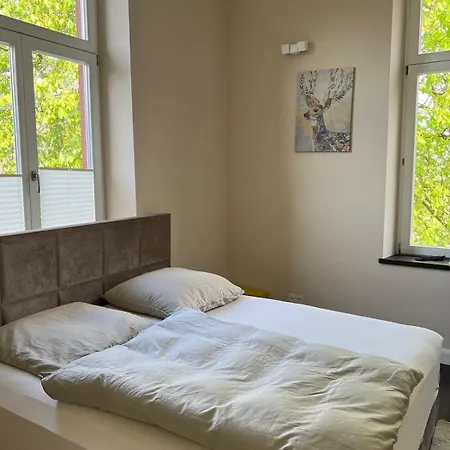 Herrenhaus Mit Pool-landschaft Tönisvorst