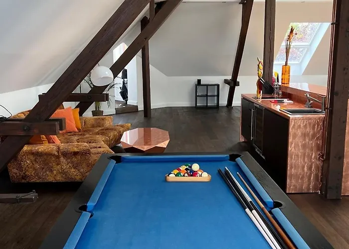 Herrenhaus Mit Pool-landschaft *