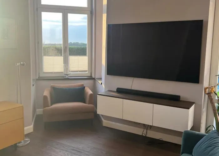 Villa Herrenhaus Mit Pool-landschaft Tönisvorst