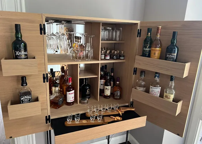 Villa Herrenhaus Mit Pool-landschaft *