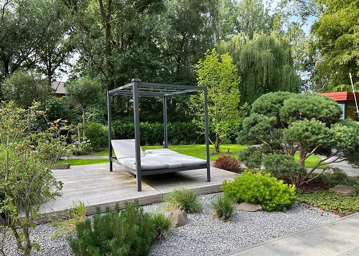 Herrenhaus Mit Pool-landschaft *